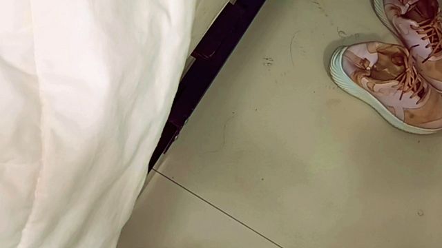 Pareja chapína haciendo el amor romántico